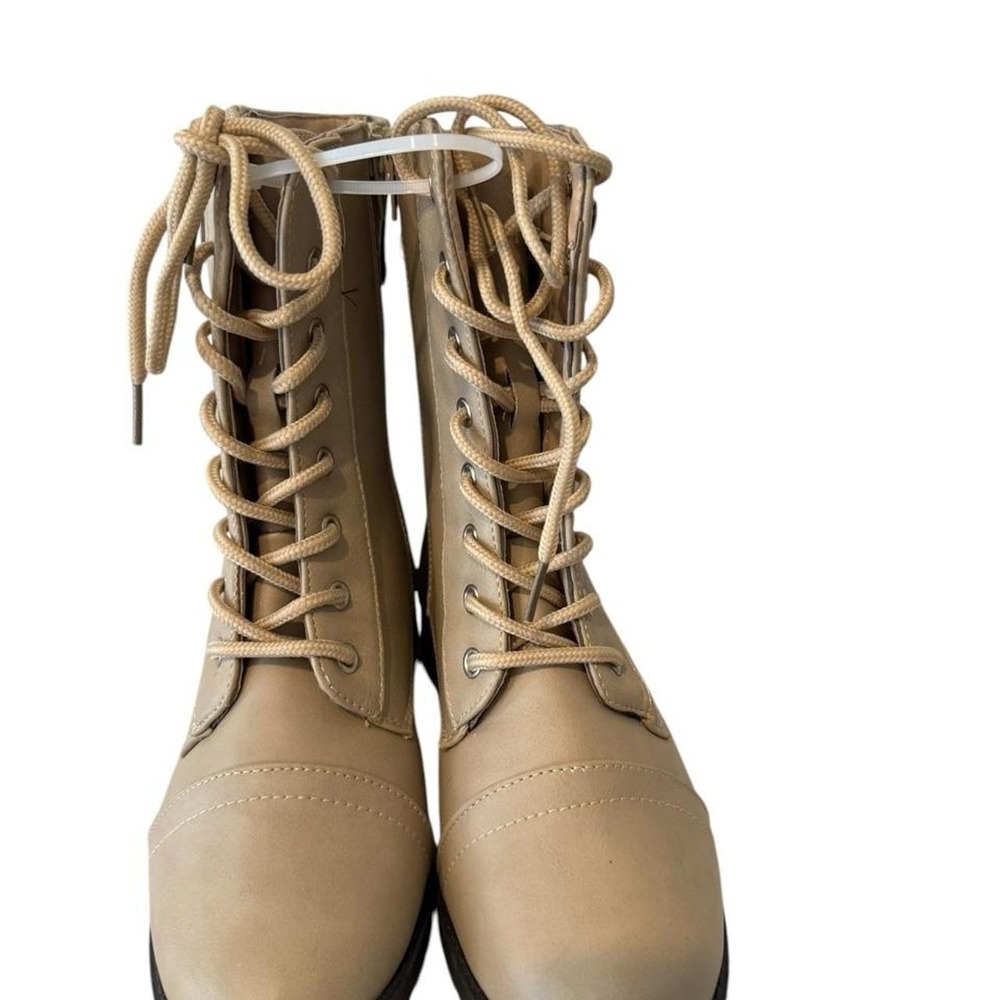 NWT‎ Y2K Tan Vegan Leather lace up combat boots size 6 with buckles